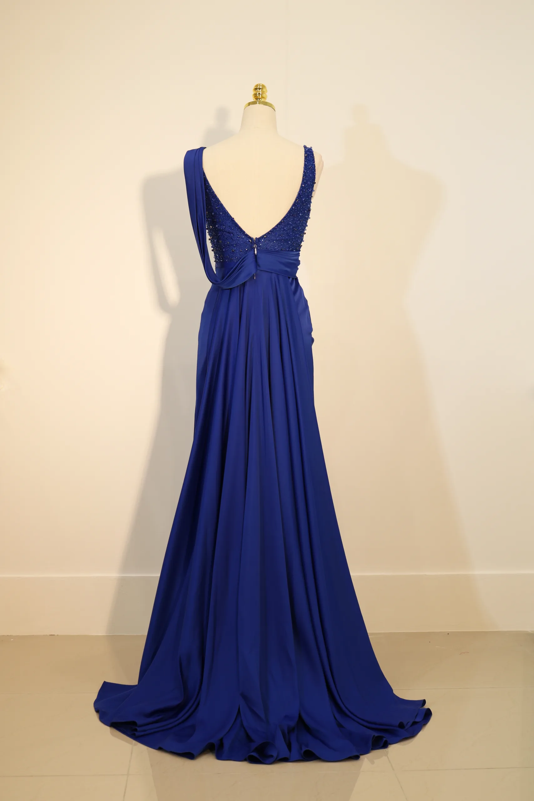 robe satinée bleu