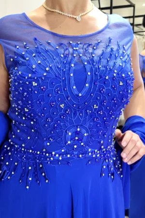 Robe longue élégante à bustier travaillé - tenue chic pour soirées et galas