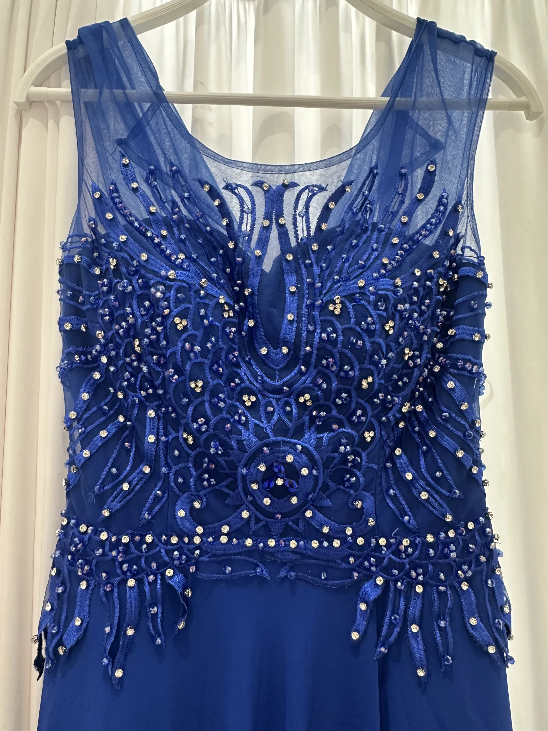 Robe longue élégante à bustier travaillé - tenue chic pour soirées et galas – Image 4