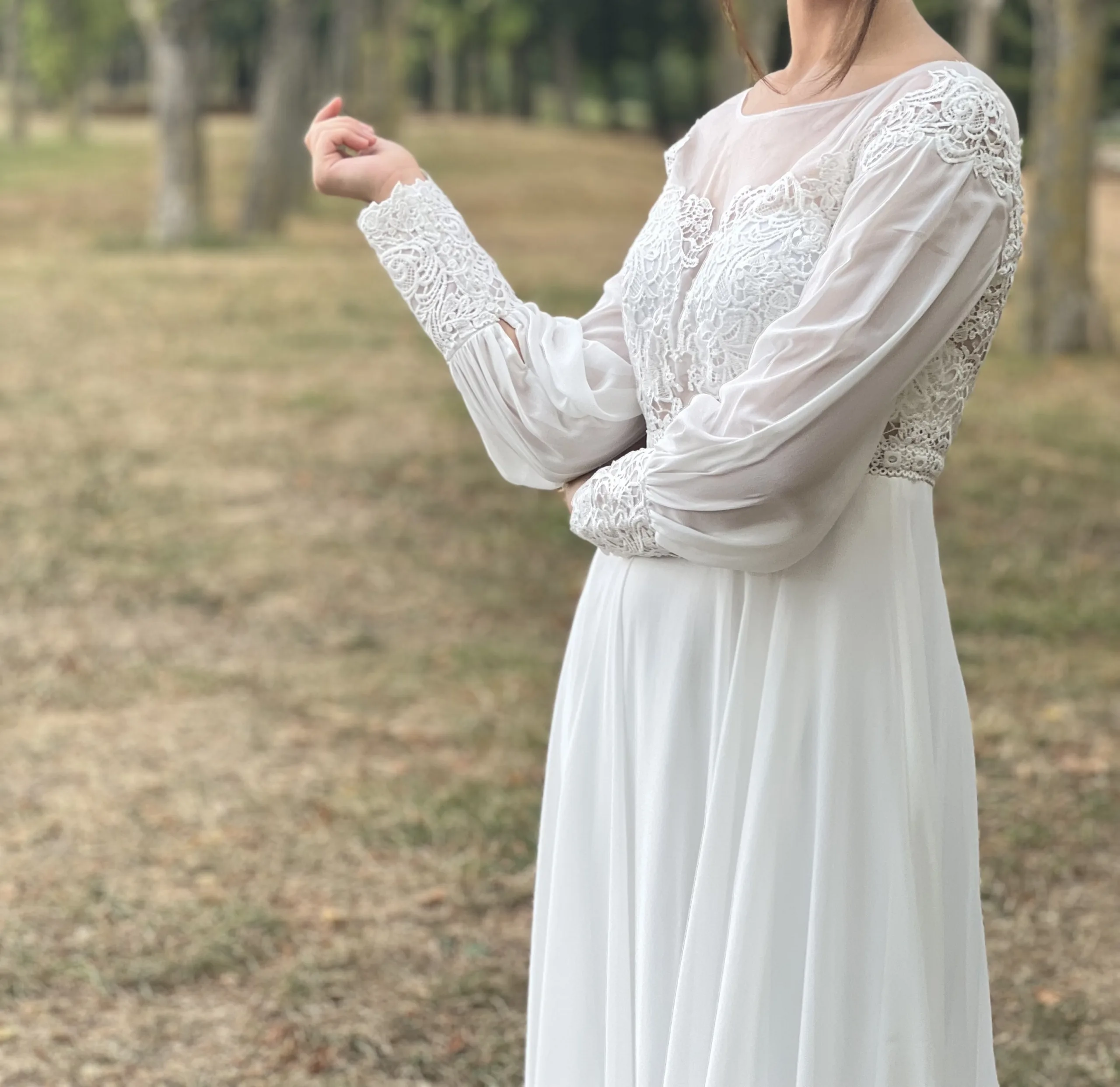 Robe longue en mousseline : élégance, romantisme et légèreté – Image 3
