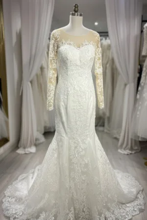 Robe de mariée sirène en dentelle raffinée à manches longues illusion