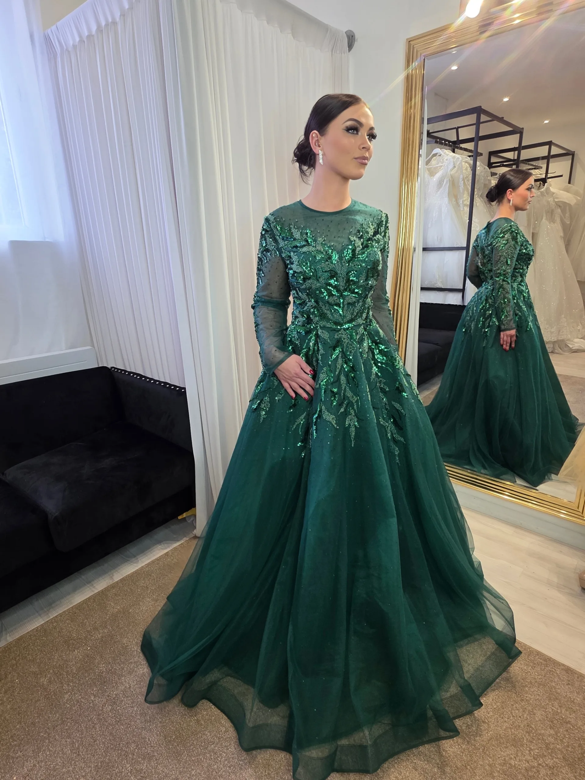 robe longue de soirée brodée et pailletée