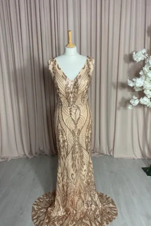 Robe longue champagne brodée or sequin