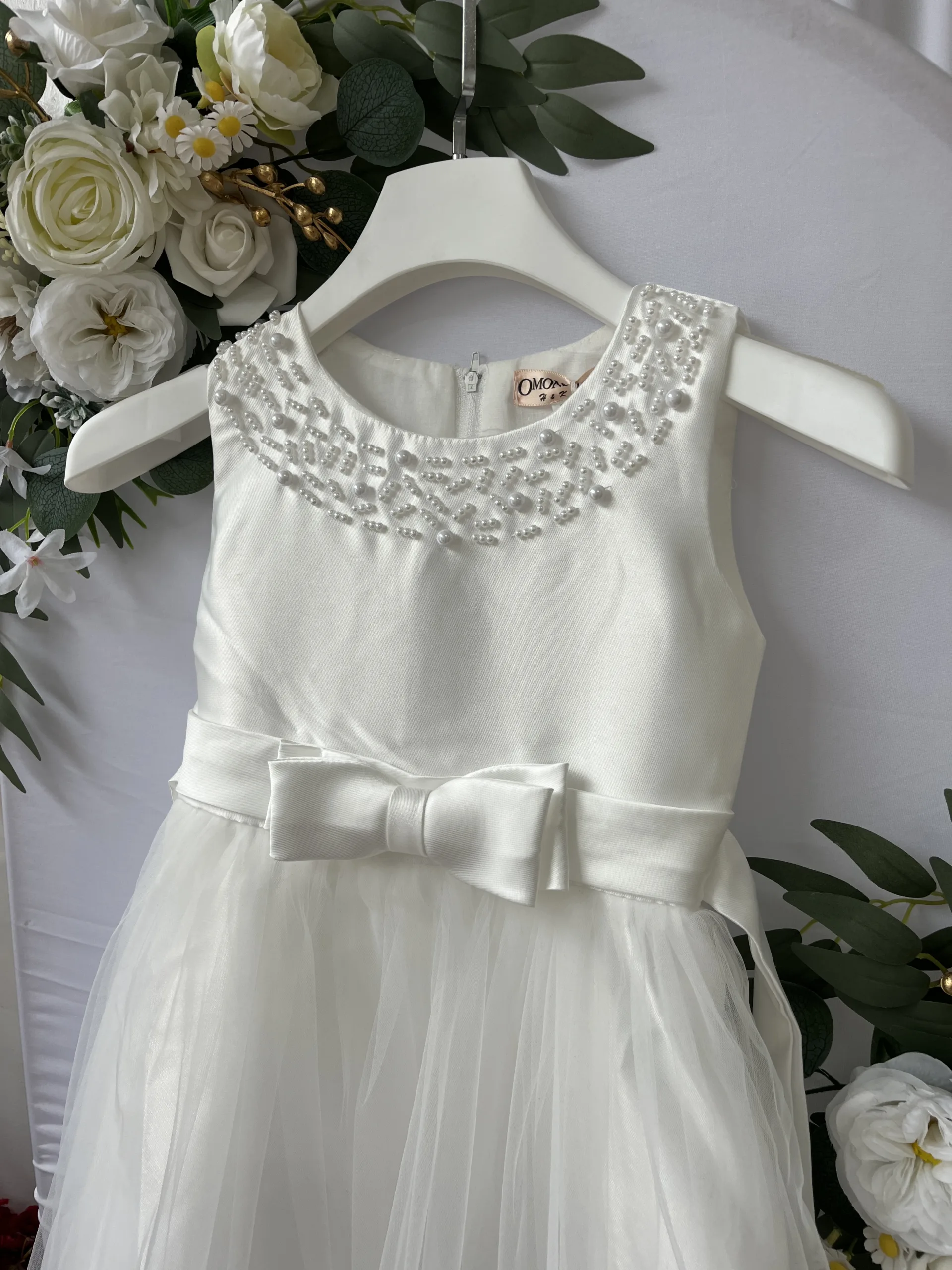 Robe fille blanche avec perles et tulle – Robe cérémonie élégante enfant mariage – Image 2