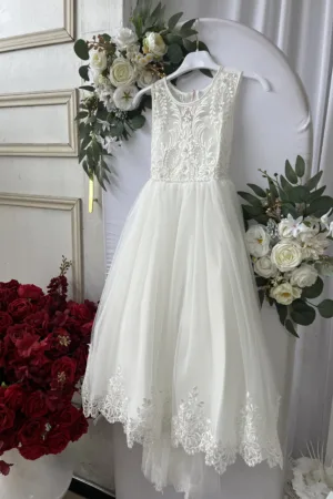Robe fille cérémonie blanche en dentelle avec traîne