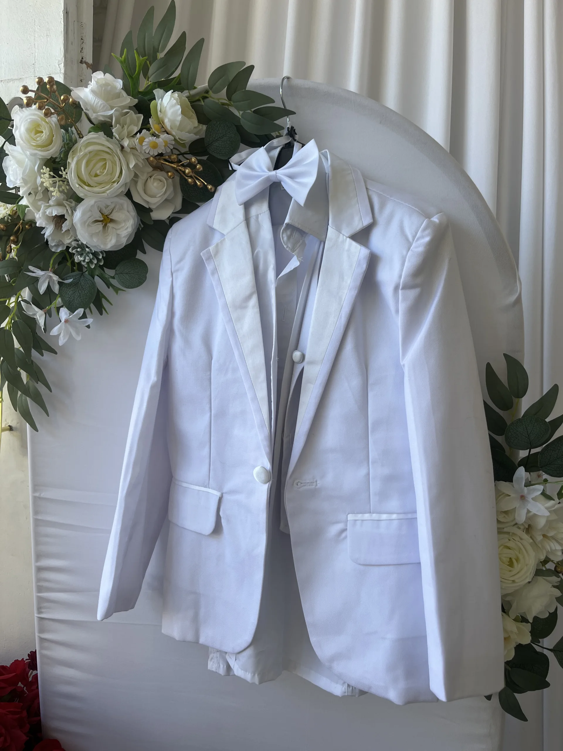 costume garçon blanc
